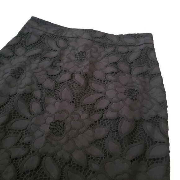 NWT Bebe black floral lace pencil skirt - Picture 4 of 11